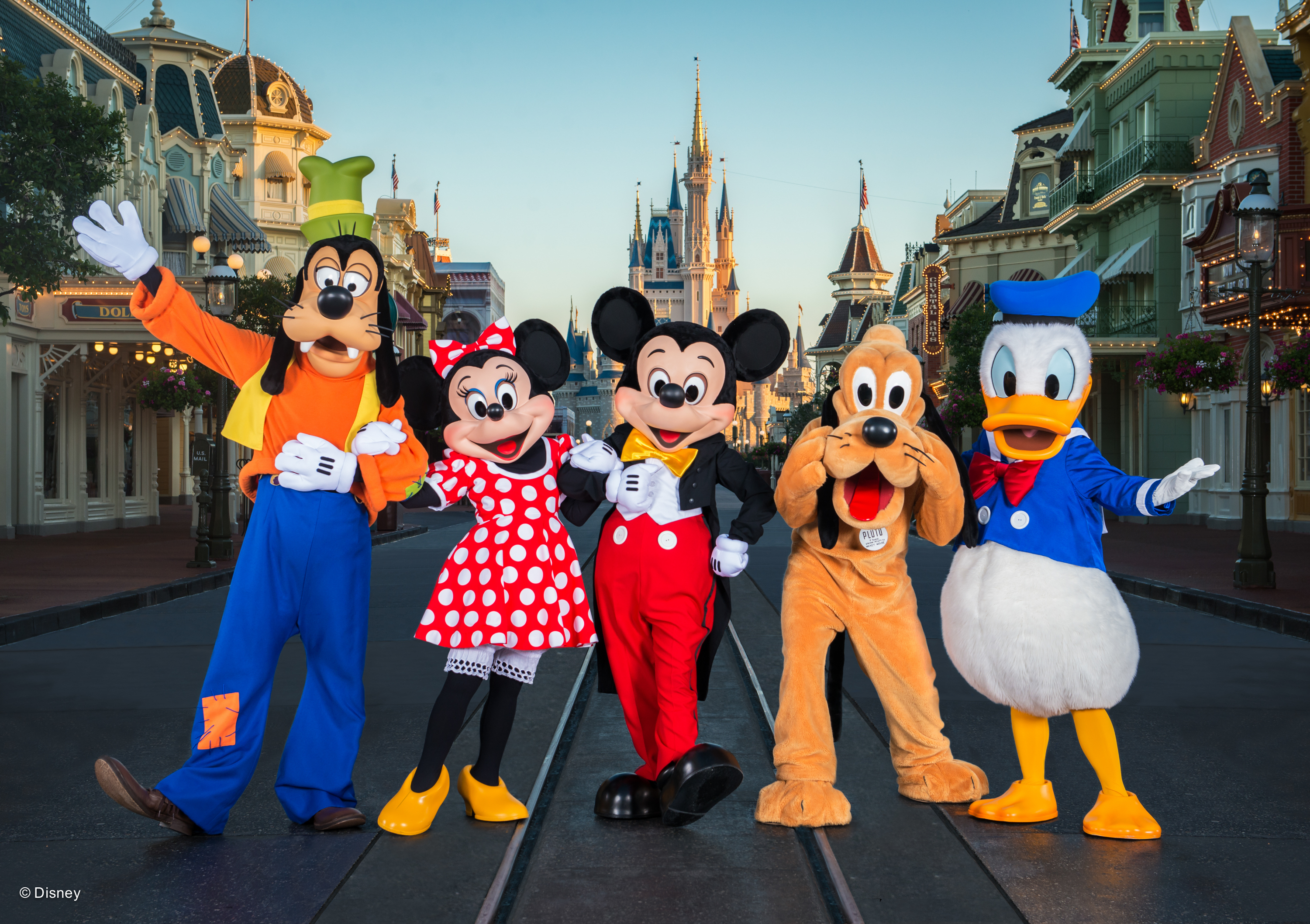 Fab Five in front of Cinderella's Castle - Main Street USA © Disney