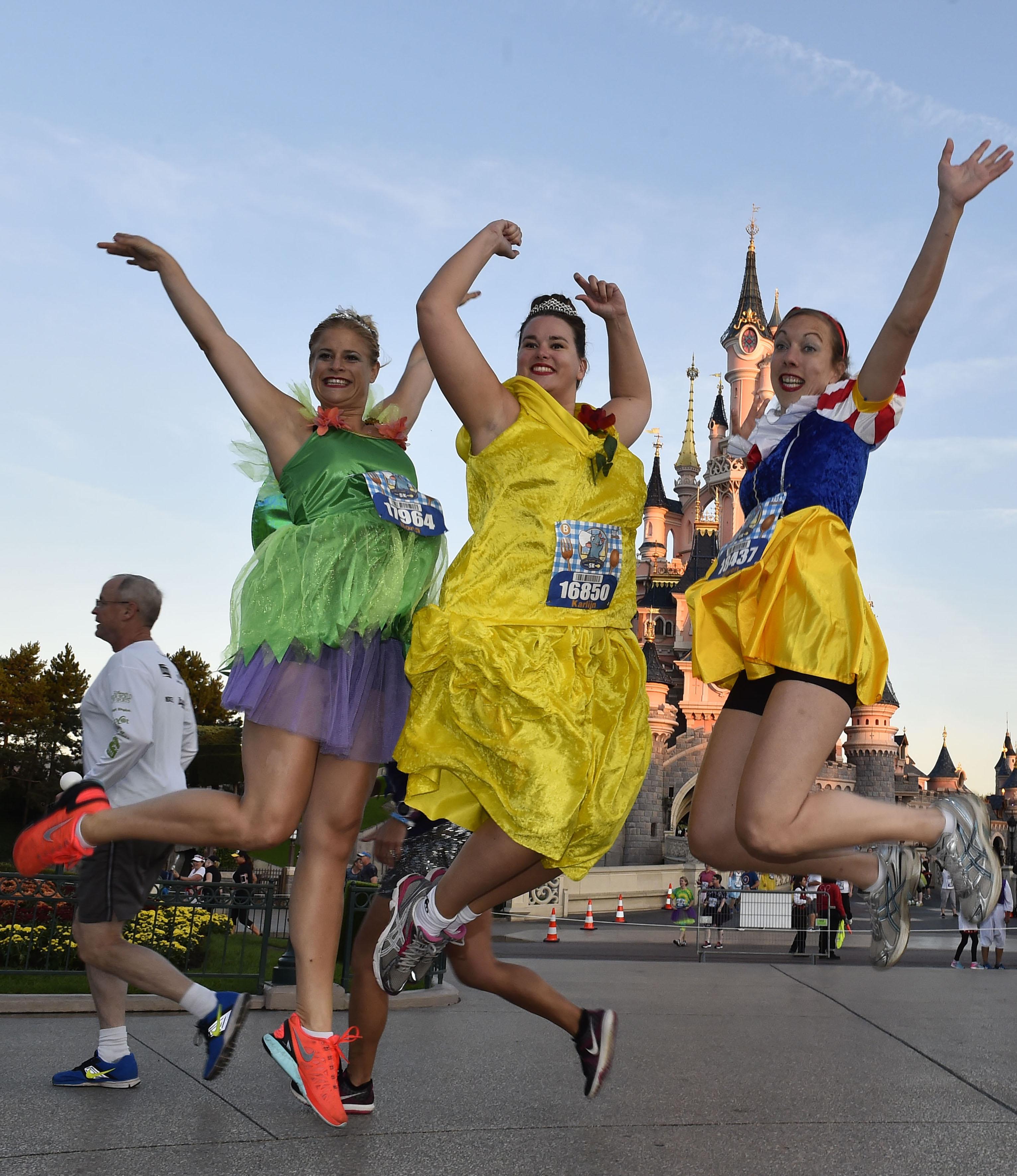 Magic Run Weekend (N024937) ©Disney  Run to the Magic